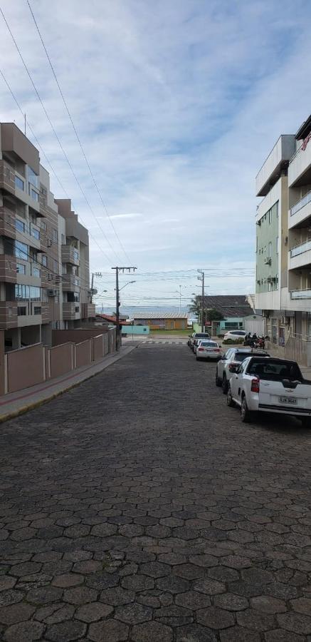 בומבינאס Excelente Apto 3 Quartos Em Bombas, 100 Metros Do Mar E 2 Vagas De Garagem מראה חיצוני תמונה